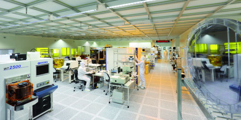 MA: Ni-Si and Multilayer Metallization Schemes for Rapid Thermal Annealed Ohmic Contacts to 4H-SiC