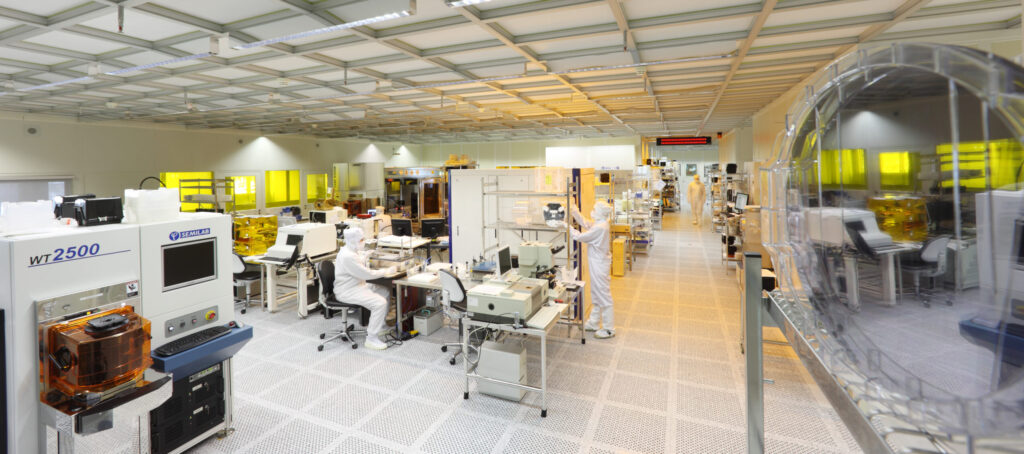 FAU Reinraum Erlangen | (C) Kurt Fuchs